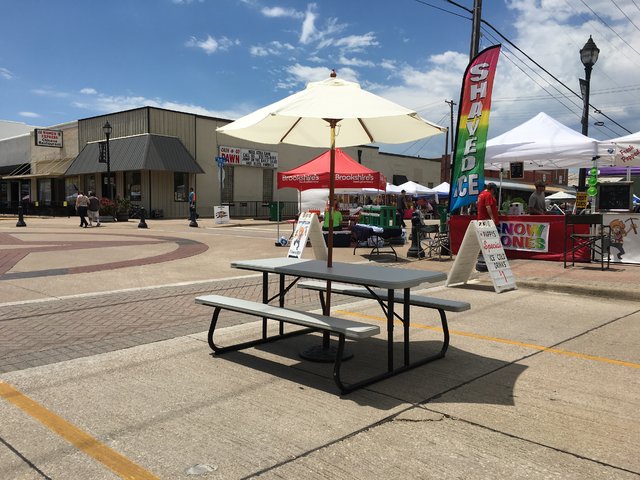 table and chairs rental in Dallas