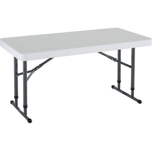 tables and chairs rentals in Dallas